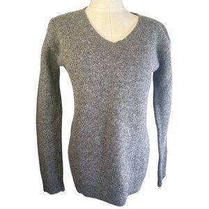 Uniqlo Small Wool V-Neck Sweater Gray